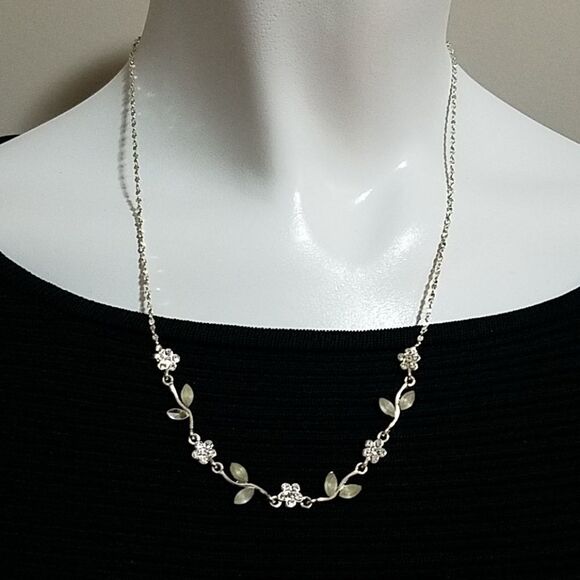 Icing Silver Necklace  - Picture 1 of 3